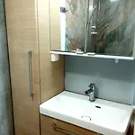 Apartment Agreable Et Atypique, Wifi, Terrasse, Jardin *