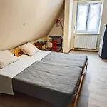Agreable Et Atypique, Wifi, Terrasse, Jardin