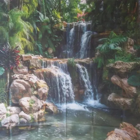 Agreable Et Atypique, Wifi, Terrasse, Jardin Appartement