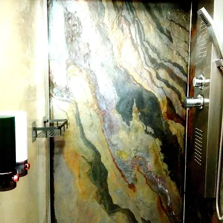 Et Atypique, Rénové, Wifi, Terrasse, Jardin Schleithal