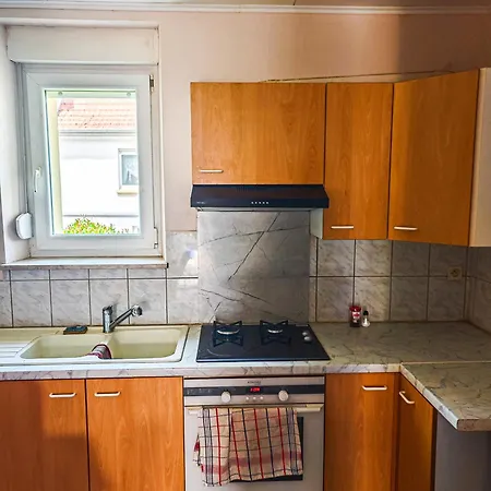 Et Atypique, Rénové, Wifi, Terrasse, Jardin Apartamento