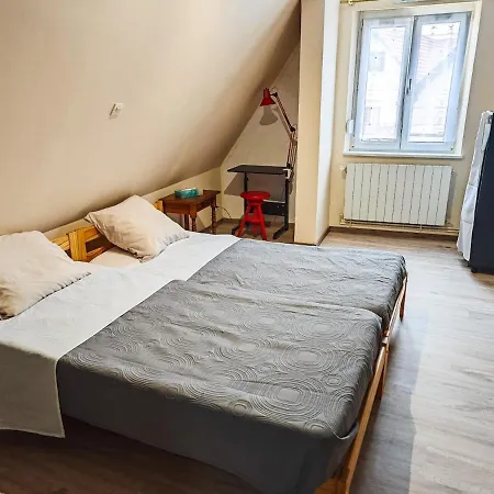 Agreable Et Atypique, Wifi, Terrasse, Jardin