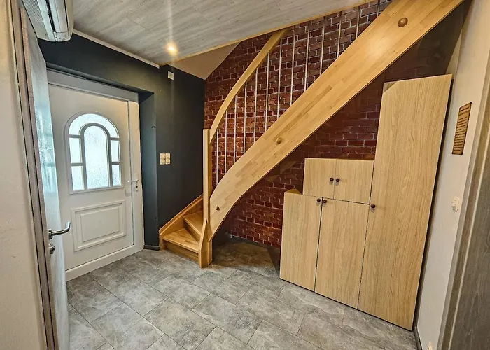 Appartement Et Atypique, Rénové, Wifi, Terrasse, Jardin Schleithal